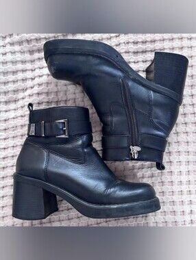 Harley Davidson Black Leather Ankle Boots with Buckle